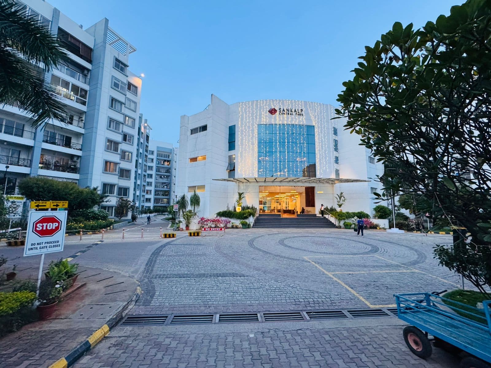 Premium Flat at Sankalp Central Park Phase 2 - Image 3