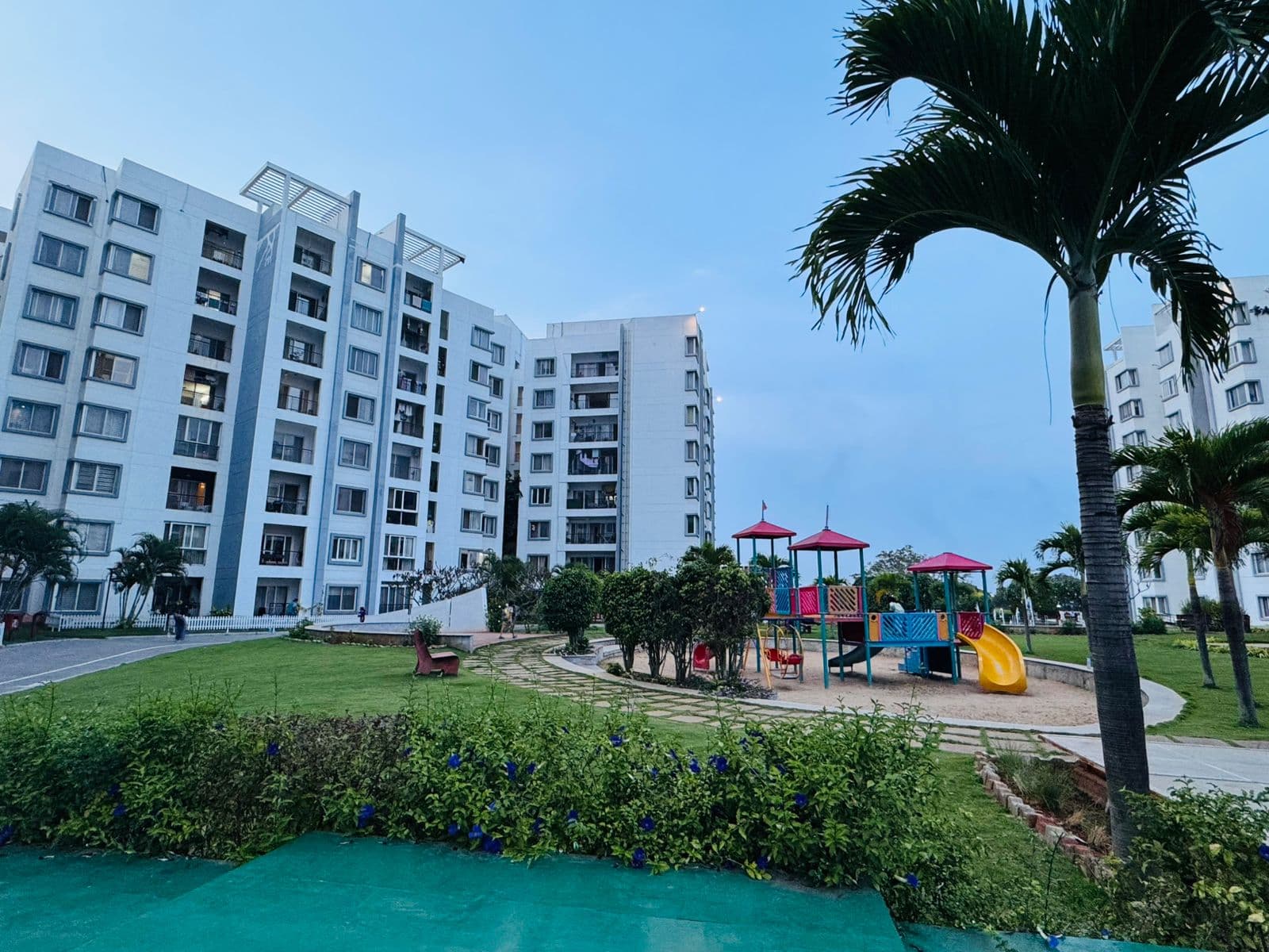 Premium Flat at Sankalp Central Park Phase 2 - Image 5